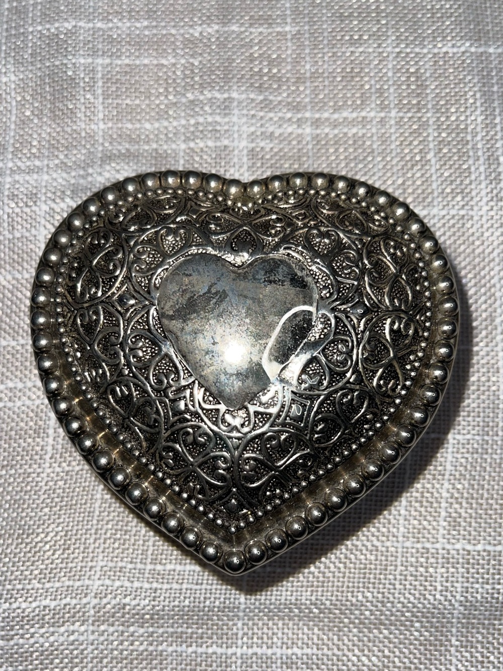 Heart-Shaped Silver-tone Crystal Trinket Box - Decorative Jewelry Dish